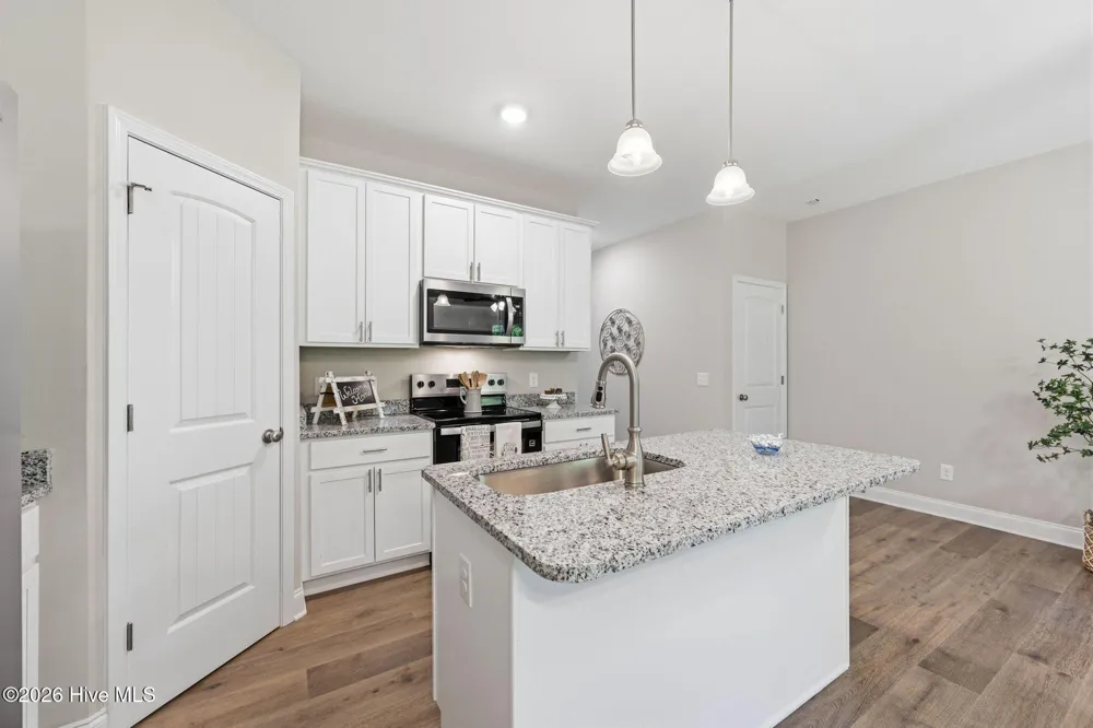 211 Holly Sands Loop Holly Ridge, NC 28445