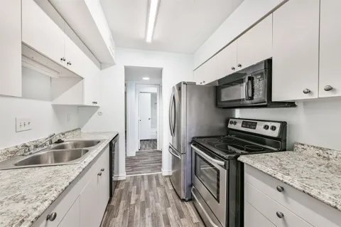 3220 69th Street #b-4