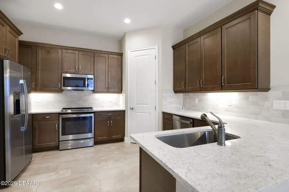 32 Longridge Lane Ormond Beach, FL 32174