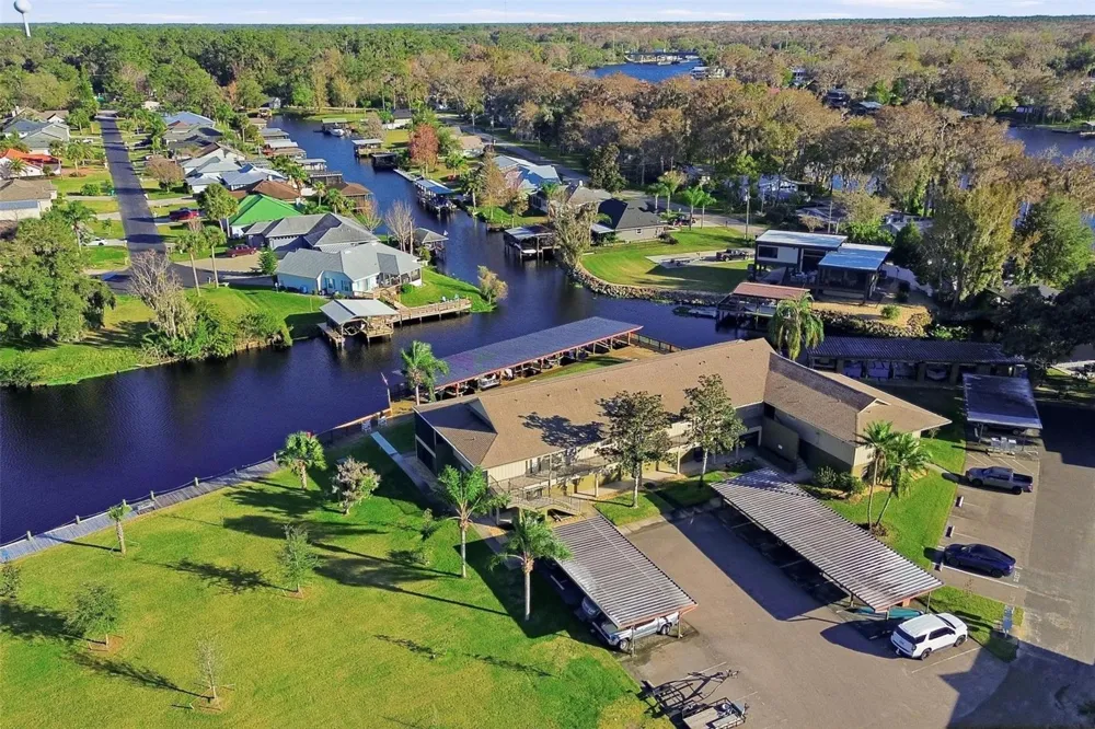 1640 JUNO TRAIL #101H Astor, FL 32102