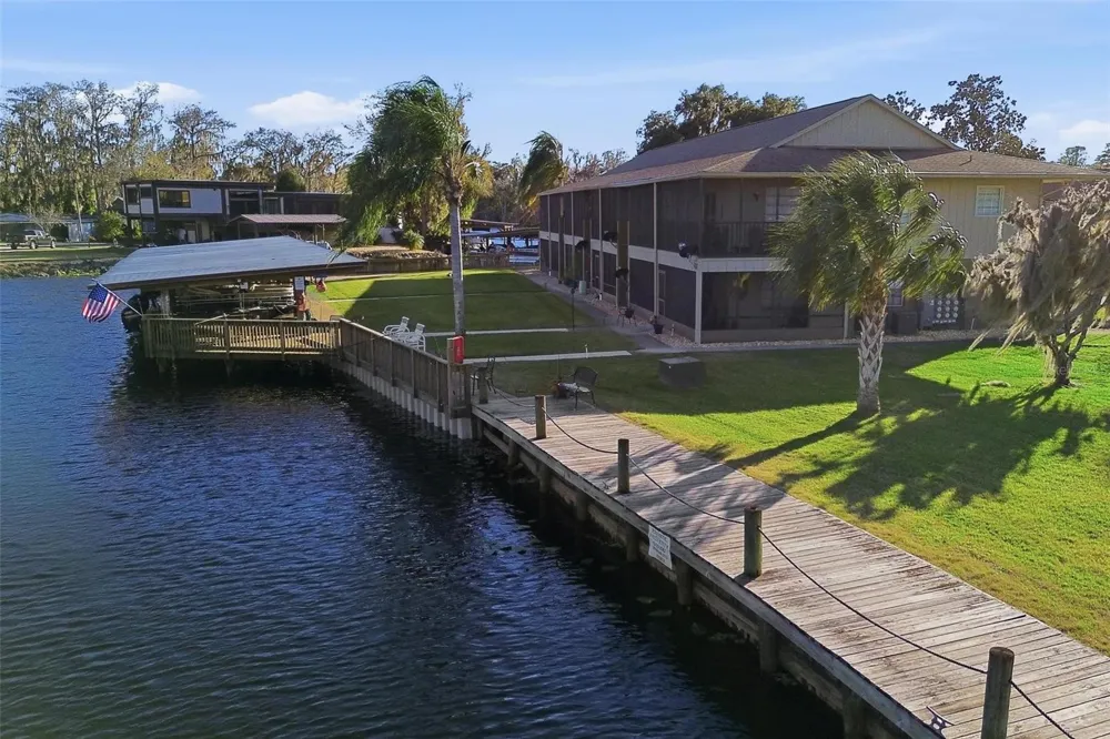 1640 JUNO TRAIL #101H Astor, FL 32102