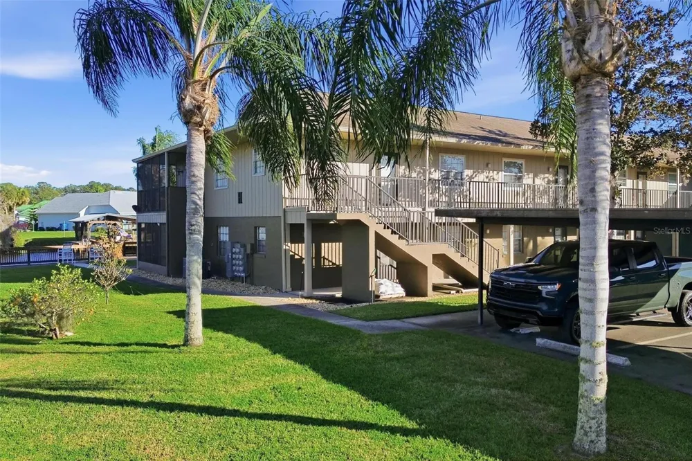 1640 JUNO TRAIL #101H Astor, FL 32102