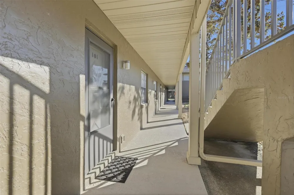 1640 JUNO TRAIL #101H Astor, FL 32102
