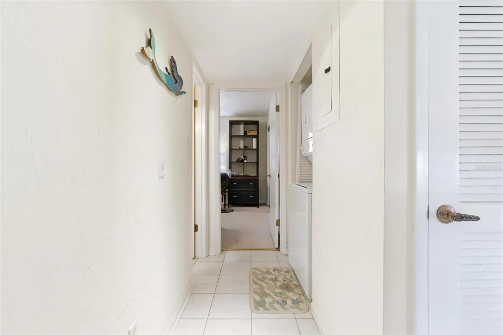 1640 JUNO TRAIL #101H Astor, FL 32102