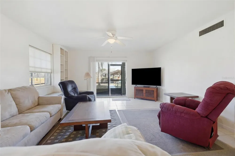 1640 JUNO TRAIL #101H Astor, FL 32102