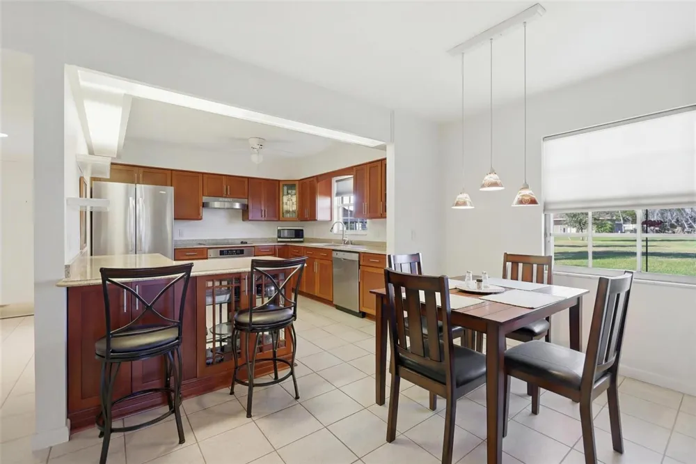 1640 JUNO TRAIL #101H Astor, FL 32102