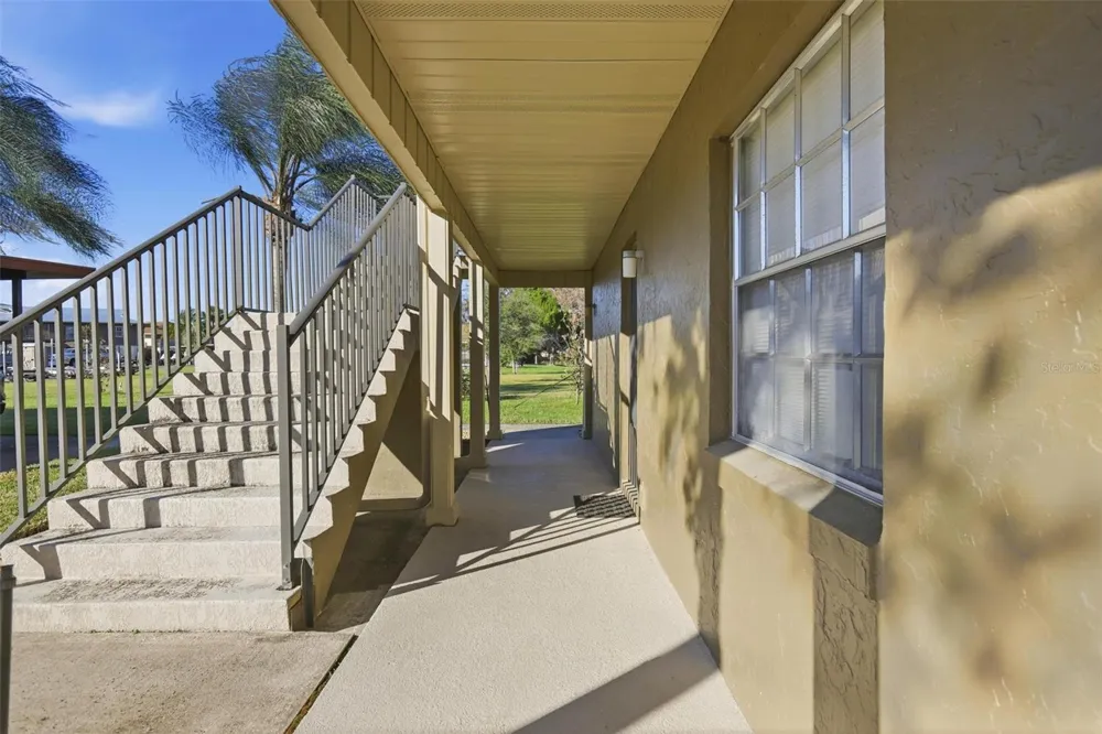 1640 JUNO TRAIL #101H Astor, FL 32102