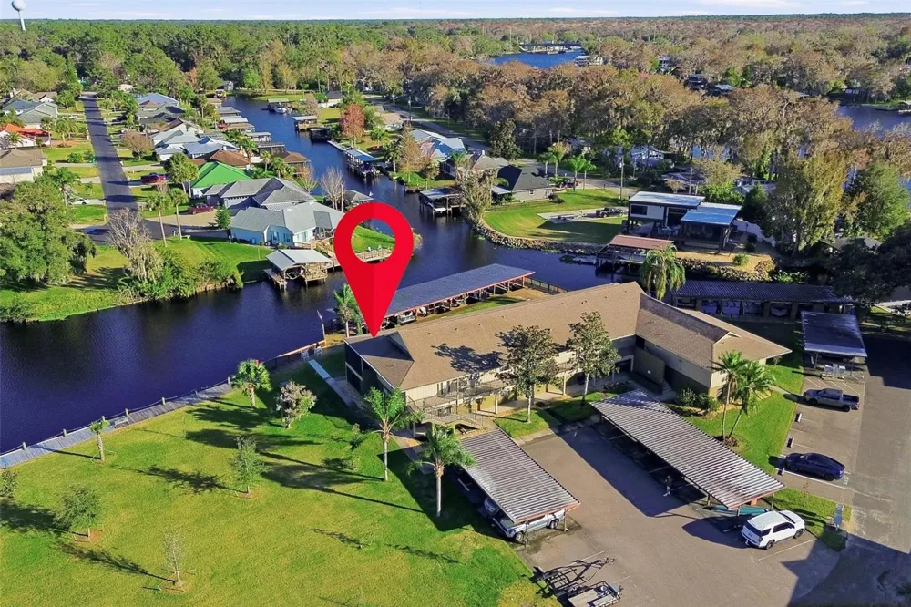 1640 JUNO TRAIL #101H Astor, FL 32102