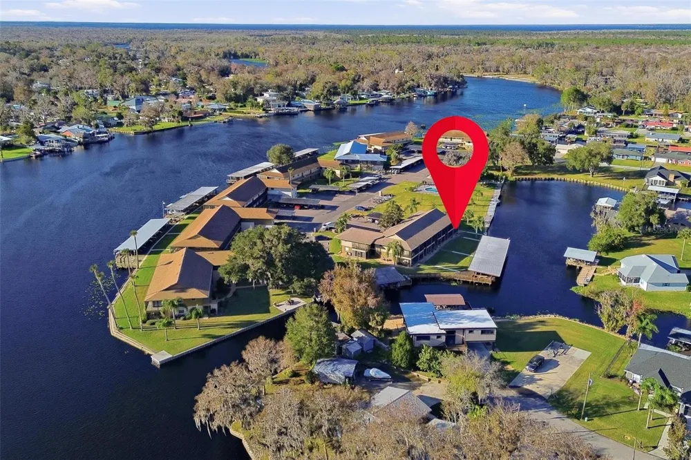 1640 JUNO TRAIL #101H Astor, FL 32102