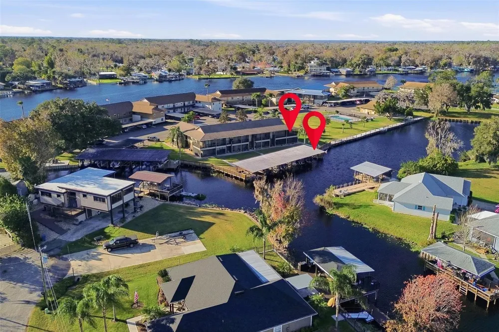 1640 JUNO TRAIL #101H Astor, FL 32102
