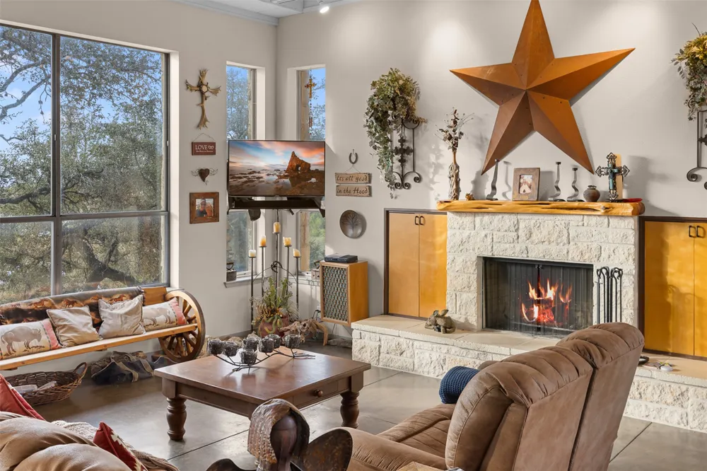 27701 Turner Ranch Road Marble Falls, TX 78654
