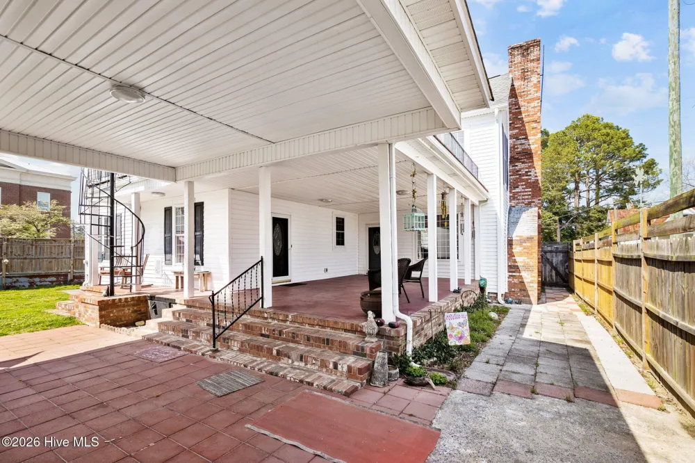116 E Jones Street Trenton, NC 28585