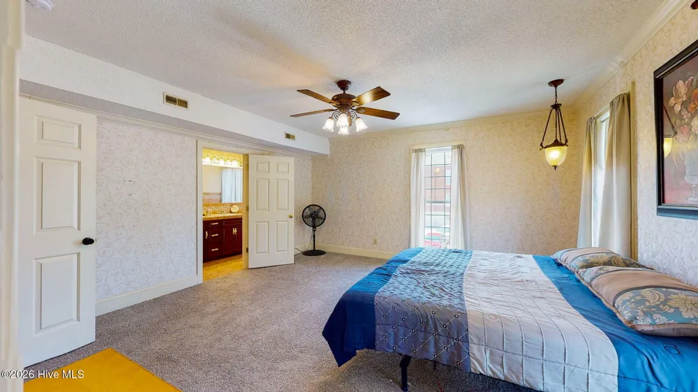 116 E Jones Street Trenton, NC 28585