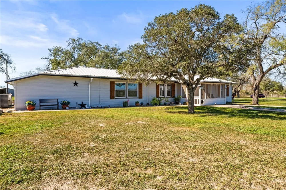 1556 Fm 70 Sandia, TX 78383