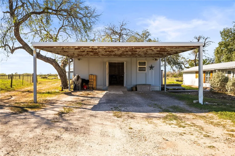 1556 Fm 70 Sandia, TX 78383
