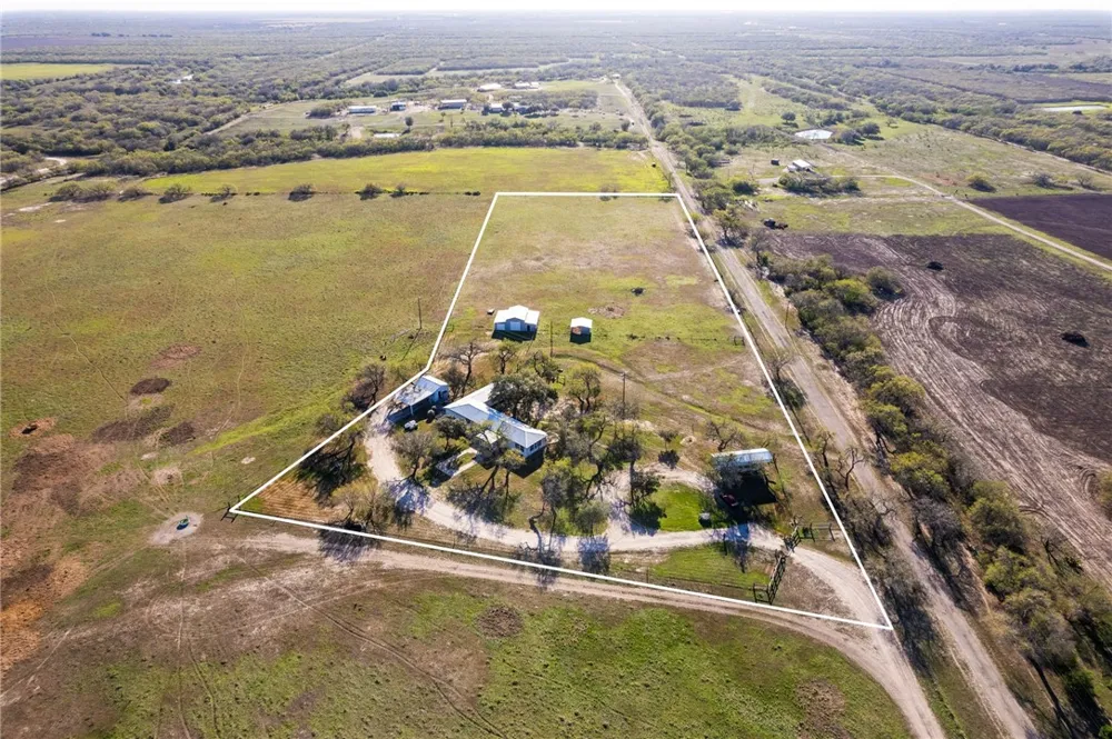 1556 Fm 70 Sandia, TX 78383