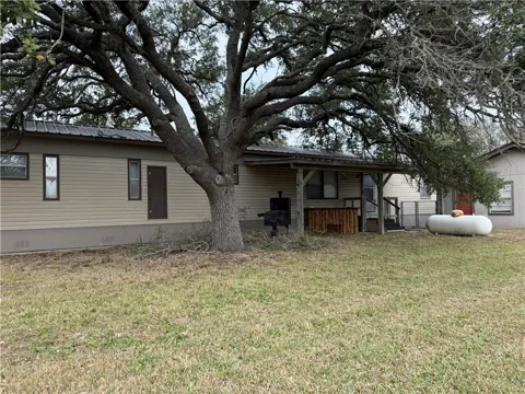 32 Palm Drive