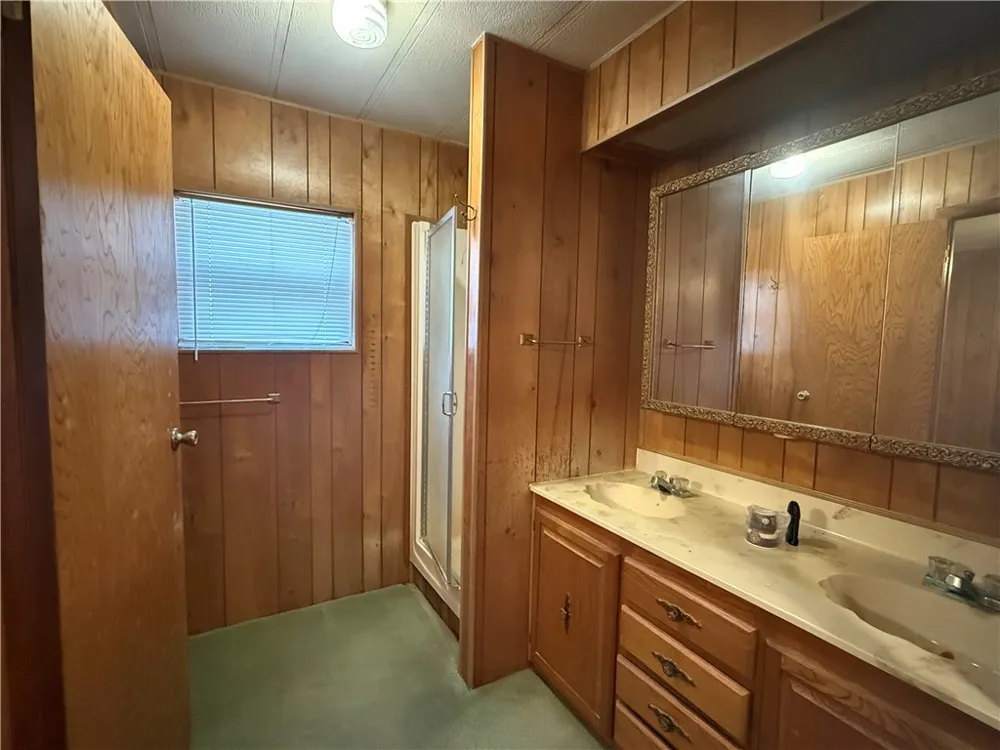 32 Palm Drive Port O'Connor, TX 77982