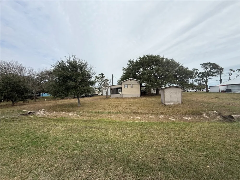 32 Palm Drive Port O'Connor, TX 77982