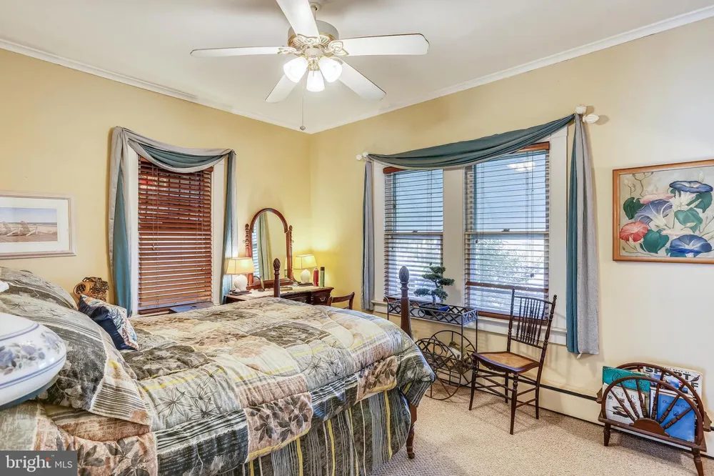 1462 SNUG HARBOR ROAD Shady Side, MD 20764