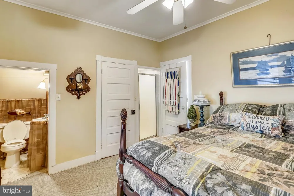 1462 SNUG HARBOR ROAD Shady Side, MD 20764