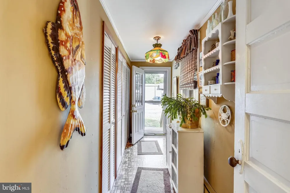 1462 SNUG HARBOR ROAD Shady Side, MD 20764