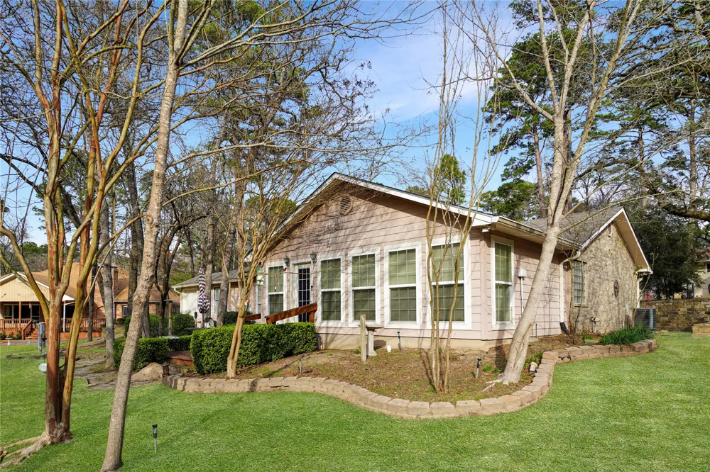 120 Rainbow Cove Holly Lake Ranch, TX 75765