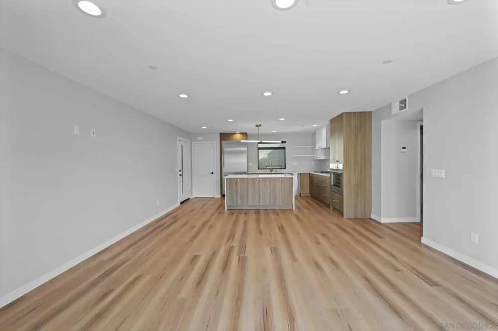 809 Seacoast Drive Imperial Beach, CA 91932
