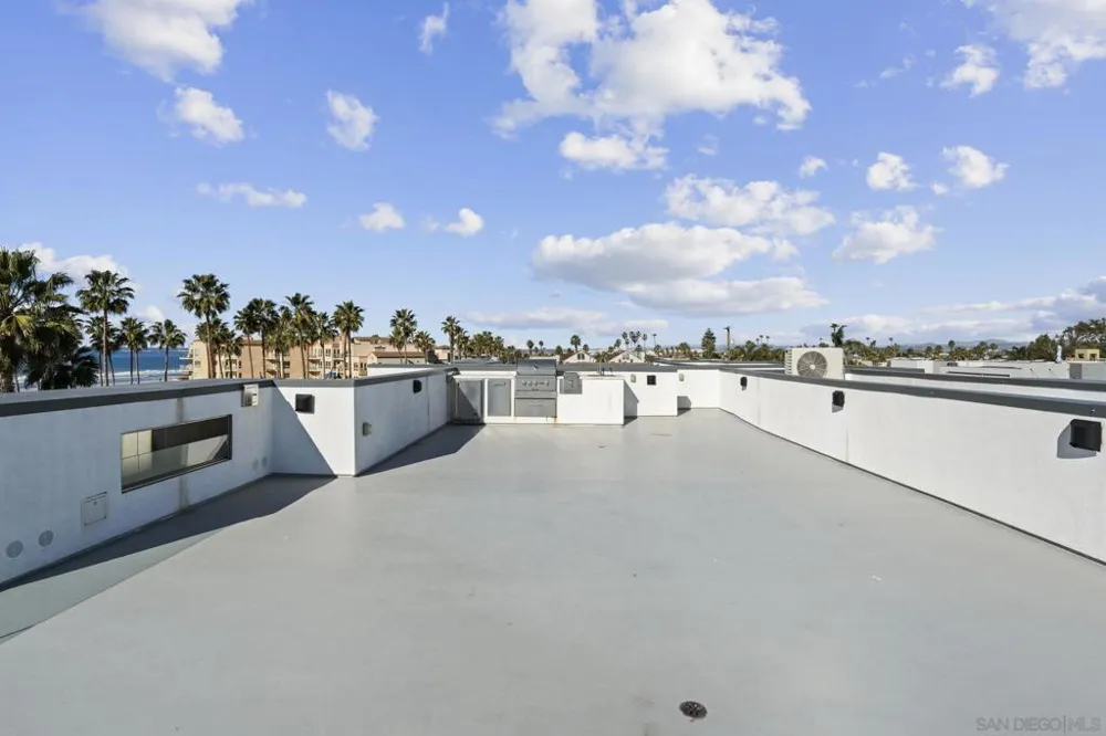 809 Seacoast Drive Imperial Beach, CA 91932