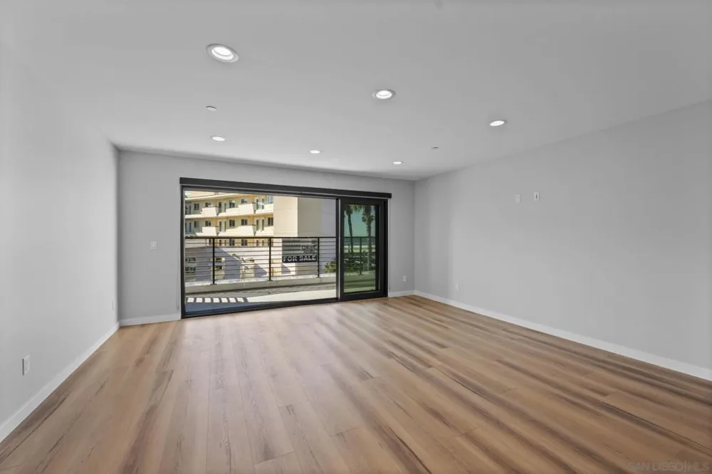 809 Seacoast Drive Imperial Beach, CA 91932