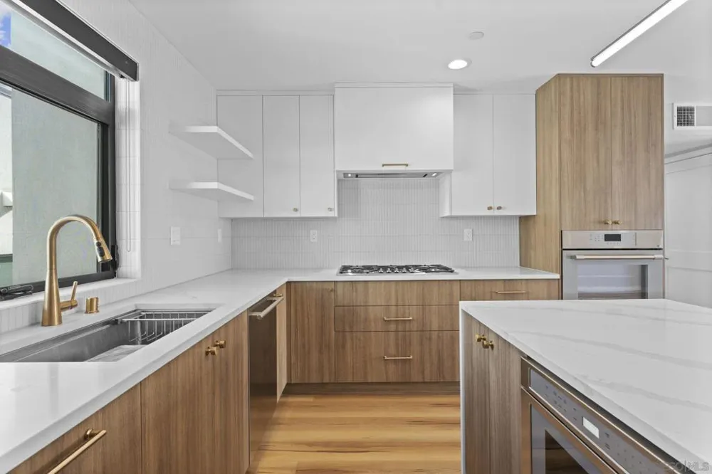 809 Seacoast Drive Imperial Beach, CA 91932
