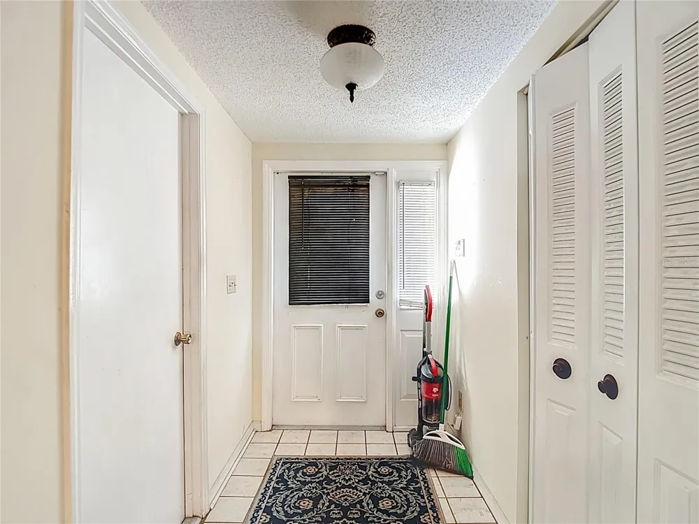 5937 FOREST LANE Zephyrhills, FL 33542