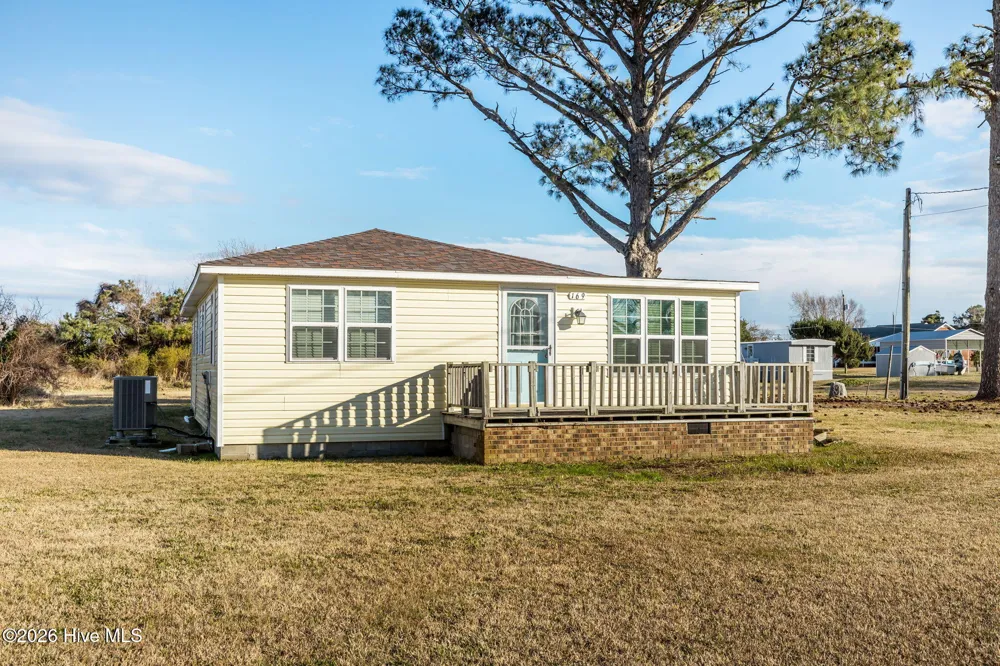 169 Lucille Lewis Drive Marshallberg, NC 28553