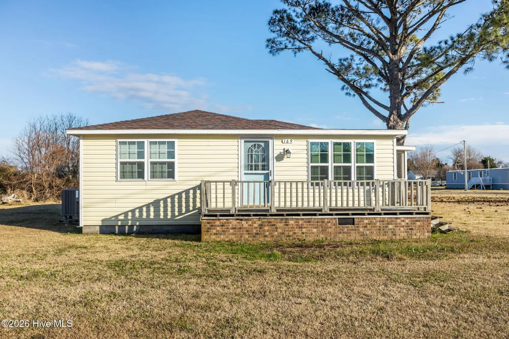 169 Lucille Lewis Drive Marshallberg, NC 28553