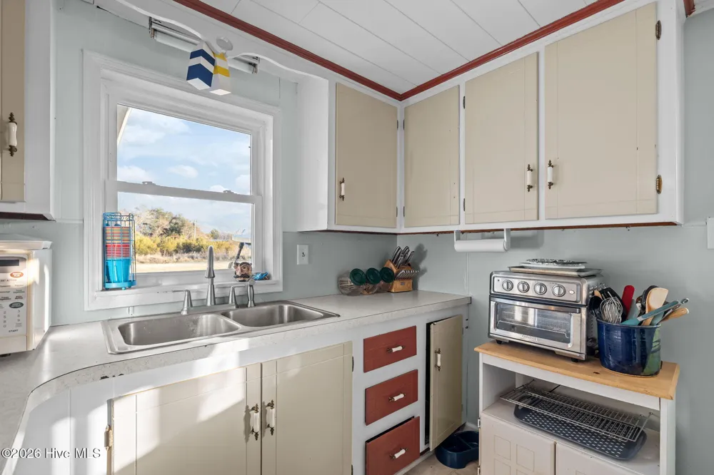 169 Lucille Lewis Drive Marshallberg, NC 28553