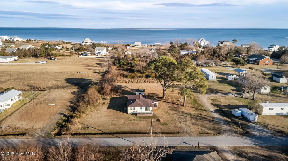 169 Lucille Lewis Drive Marshallberg, NC 28553