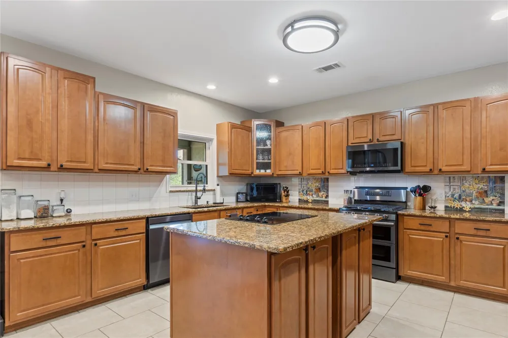 550 League Line Road Smithville, TX 78957