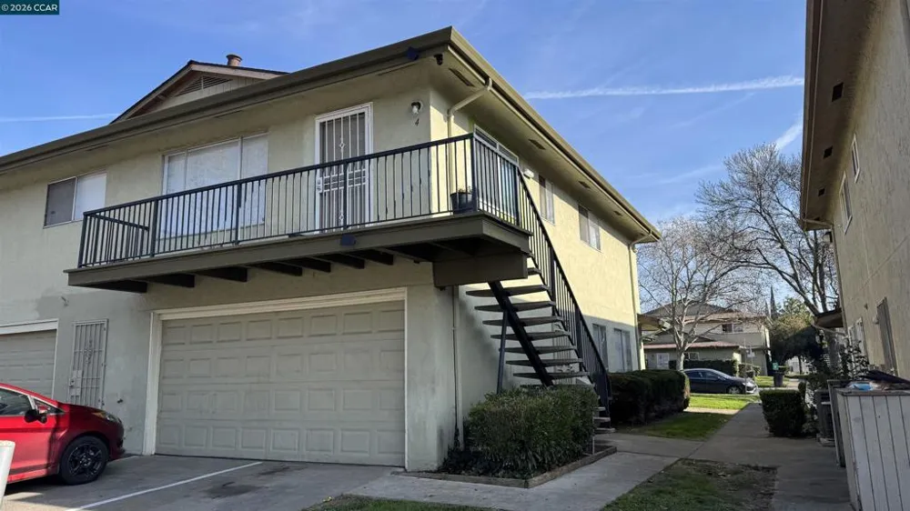 2122 Peppertree Way #2 Antioch, CA 94509