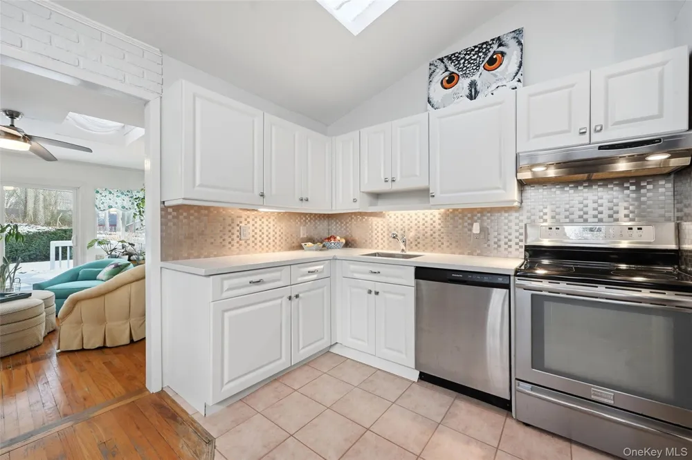 36 Oak Lane Wading River, NY 11792