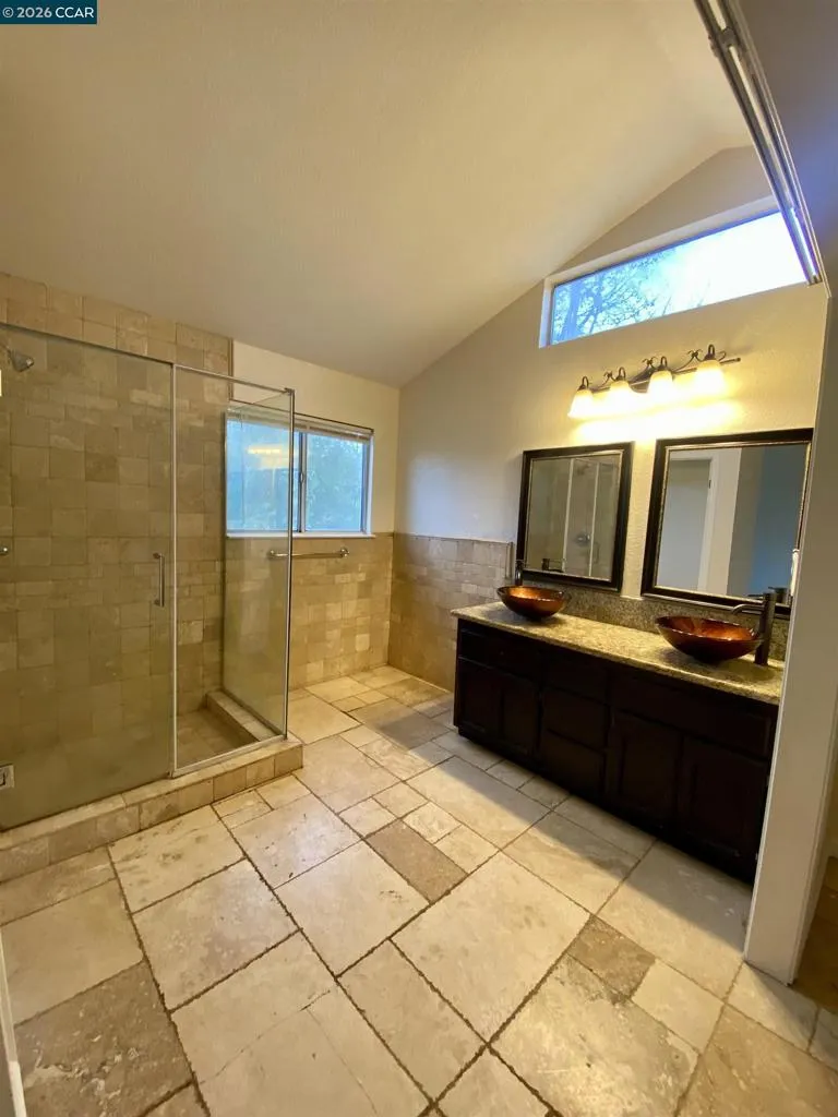 1729 Alum Rock Ct Modesto, CA 95358