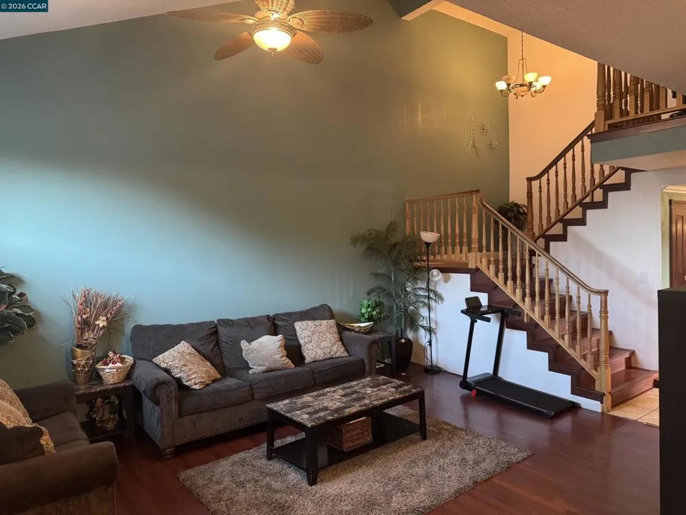 115 Pelican Loop Pittsburg, CA 94565