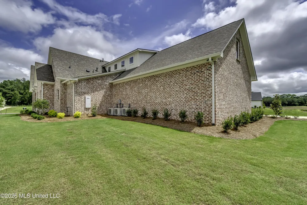 624 Big Valley Loop Flowood, MS 39232