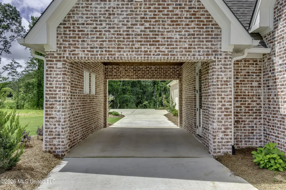 624 Big Valley Loop Flowood, MS 39232