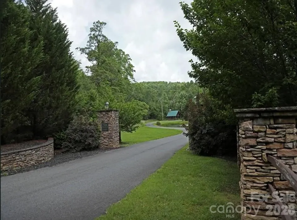 14 Creekside Way Murphy, NC 28906