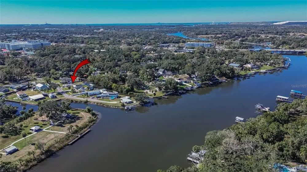 8615 PARKWAY CIRCLE Riverview, FL 33569