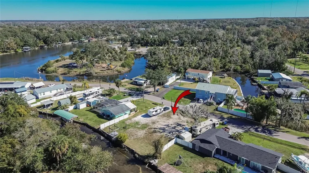 8615 PARKWAY CIRCLE Riverview, FL 33569