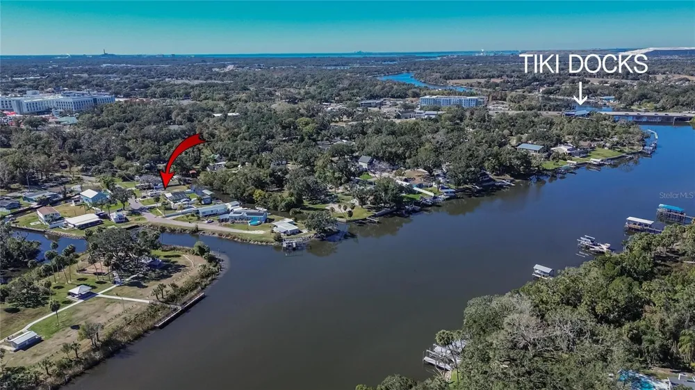 8615 PARKWAY CIRCLE Riverview, FL 33569