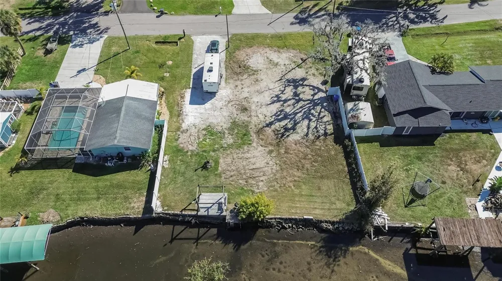 8615 PARKWAY CIRCLE Riverview, FL 33569