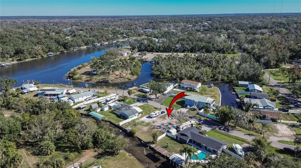 8615 PARKWAY CIRCLE Riverview, FL 33569