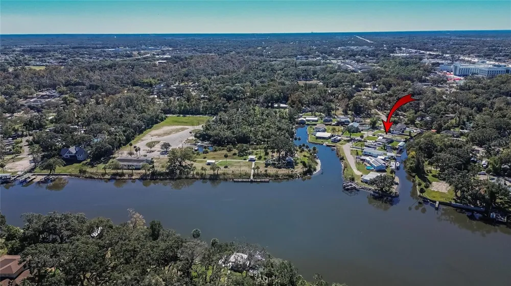 8615 PARKWAY CIRCLE Riverview, FL 33569